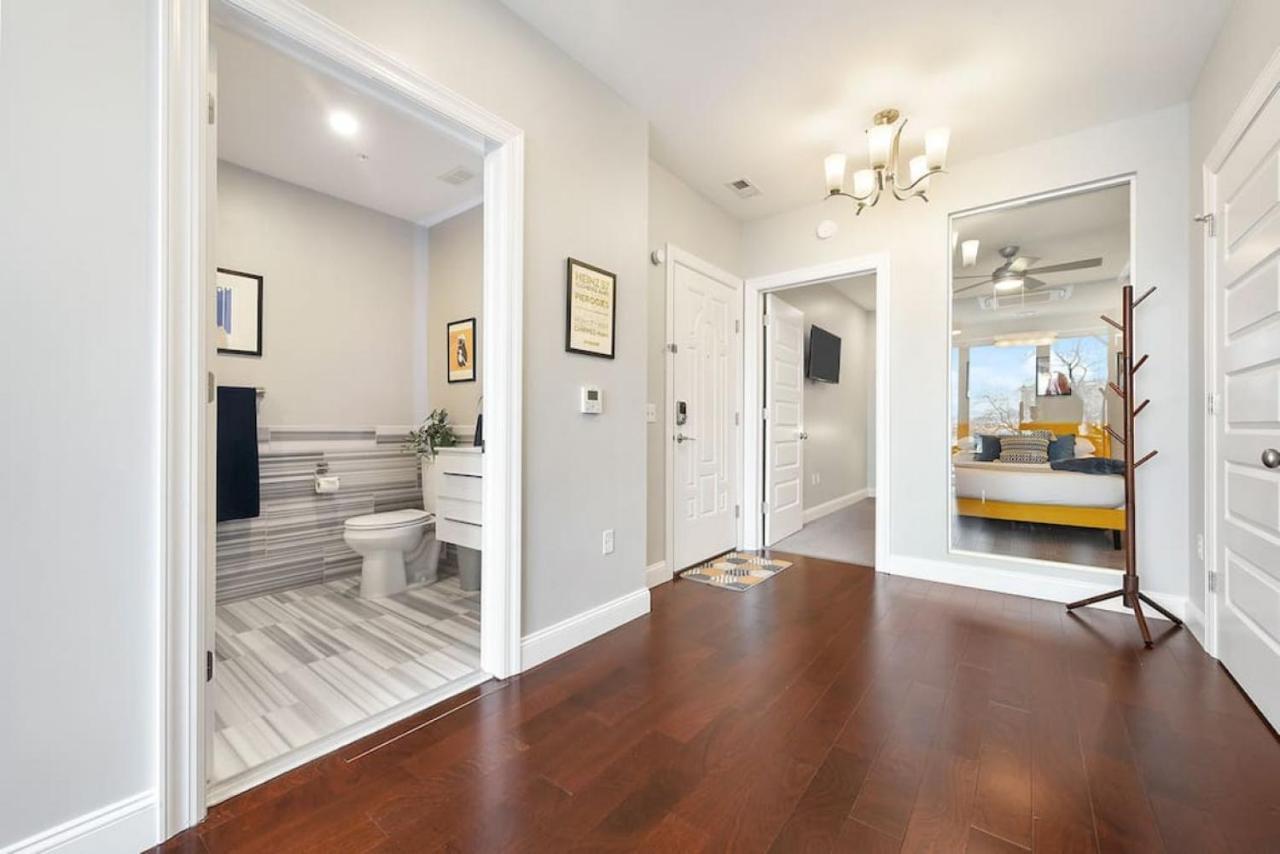 Hostwise Stays - The Washington At Chatham - Free Parking, Private Gym, Skyline Views! Pittsburgh Extérieur photo