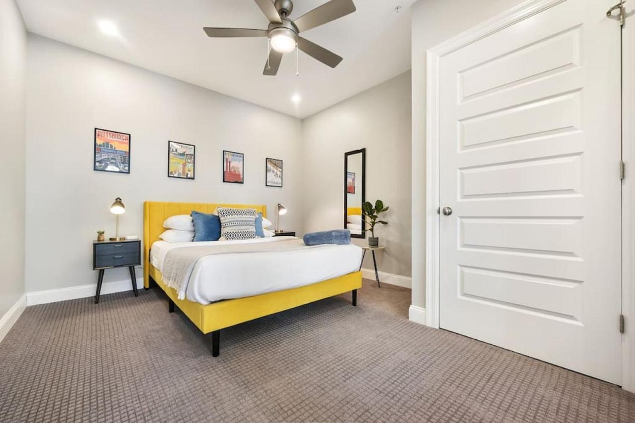 Hostwise Stays - The Washington At Chatham - Free Parking, Private Gym, Skyline Views! Pittsburgh Extérieur photo