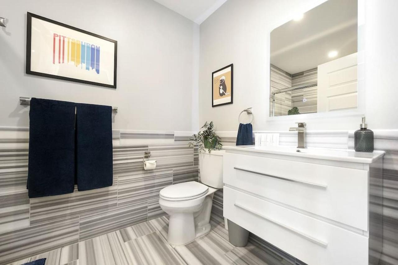 Hostwise Stays - The Washington At Chatham - Free Parking, Private Gym, Skyline Views! Pittsburgh Extérieur photo