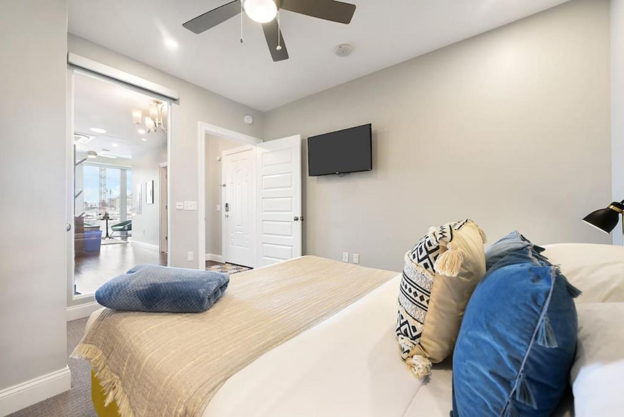 Hostwise Stays - The Washington At Chatham - Free Parking, Private Gym, Skyline Views! Pittsburgh Extérieur photo